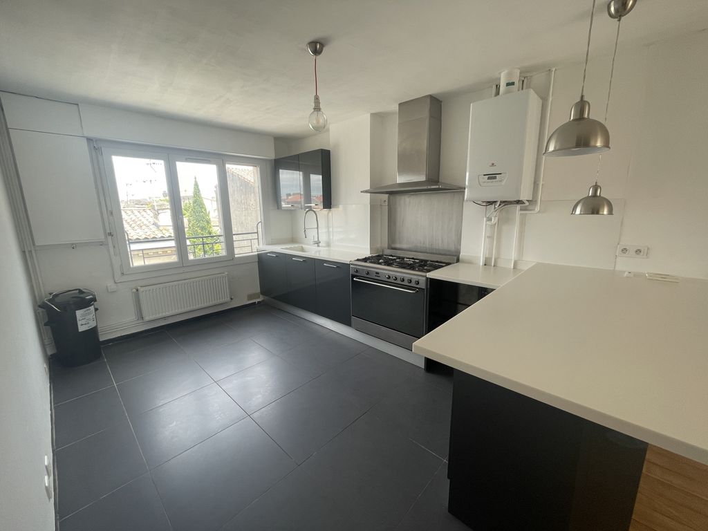 Achat appartement à vendre 4 pièces 84 m² - Bordeaux