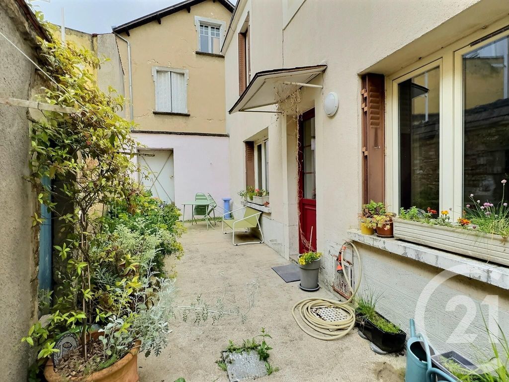 Achat maison à vendre 3 chambres 105 m² - Châteauroux