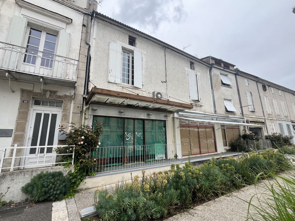 Achat appartement à vendre 5 pièces 250 m² - Aiguillon