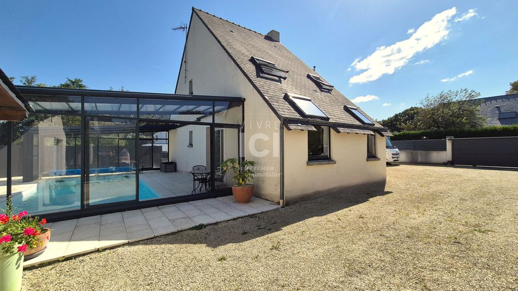 Achat maison à vendre 4 chambres 137 m² - Saint-Étienne-de-Montluc