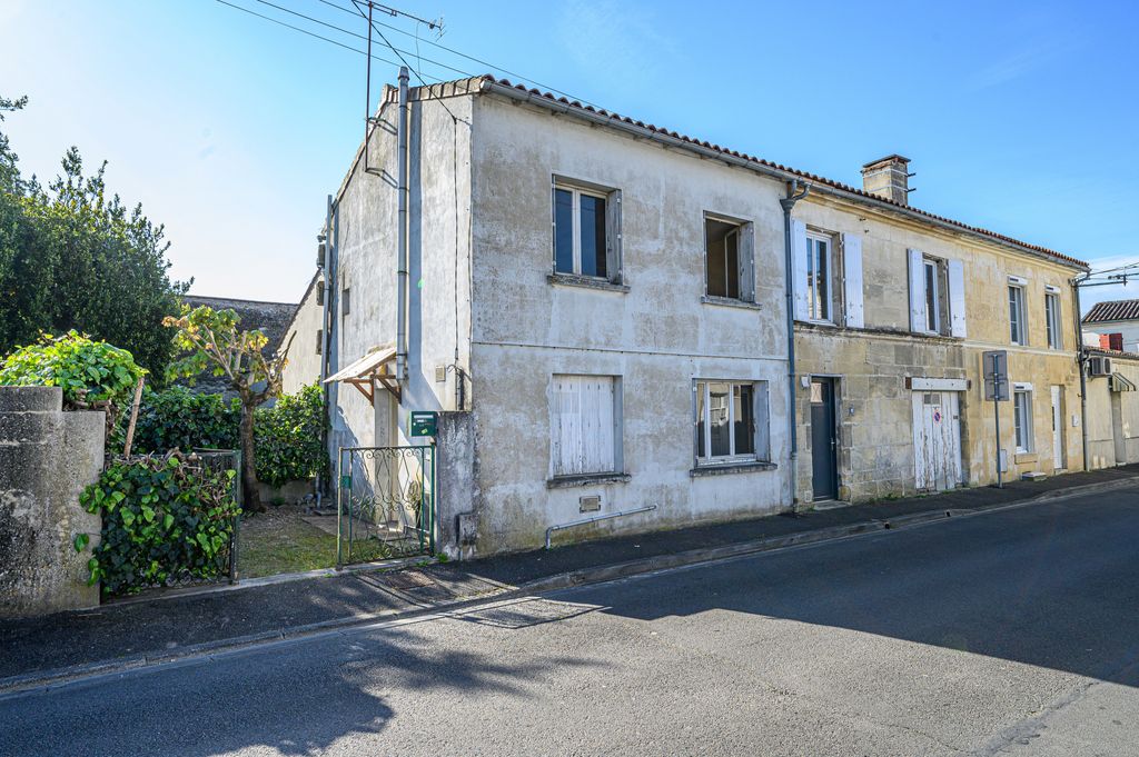 Achat maison à vendre 3 chambres 96 m² - Cognac