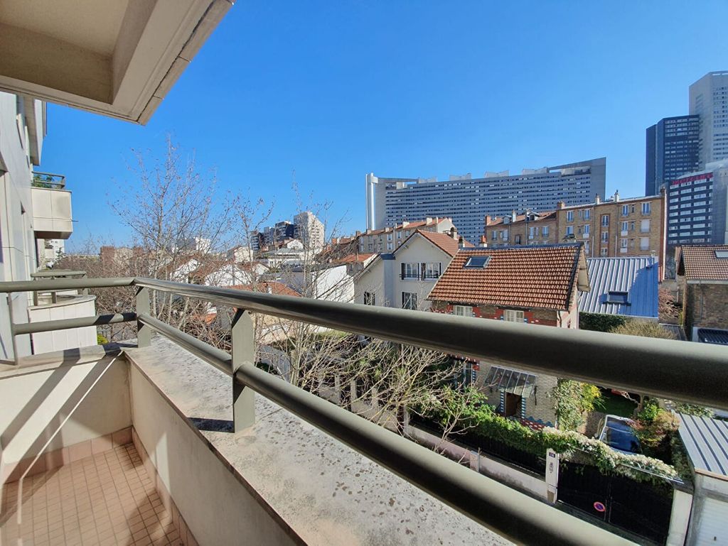 Achat appartement à vendre 3 pièces 72 m² - Courbevoie