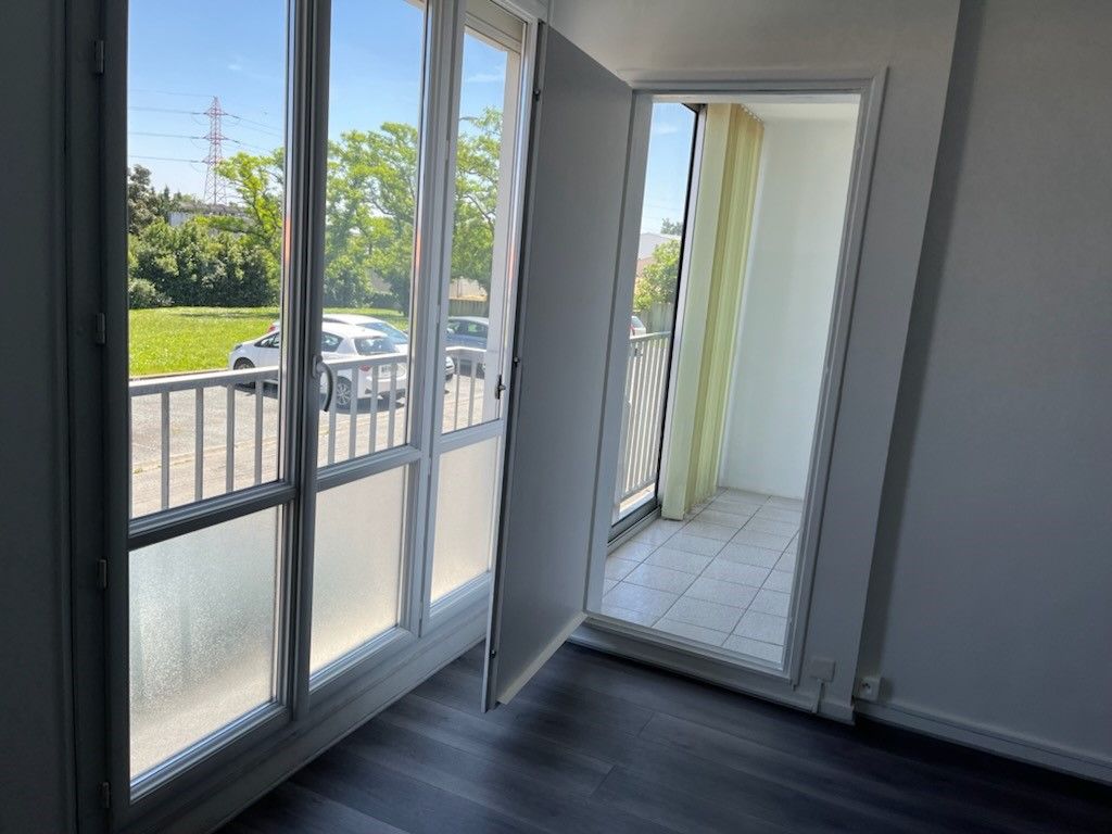 Achat appartement à vendre 3 pièces 64 m² - La Rochelle