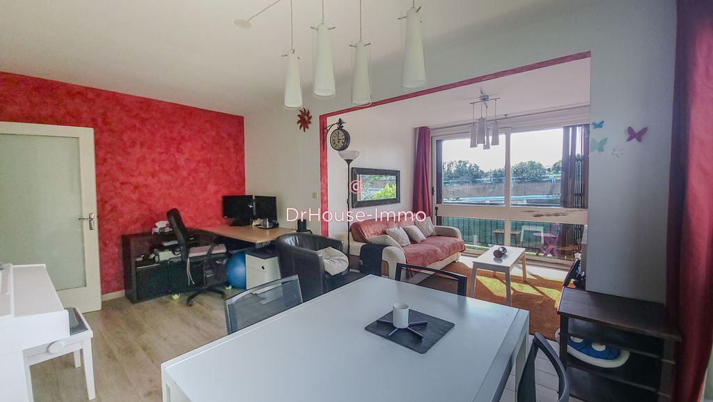 Achat appartement à vendre 5 pièces 83 m² - Fontenay-le-Fleury