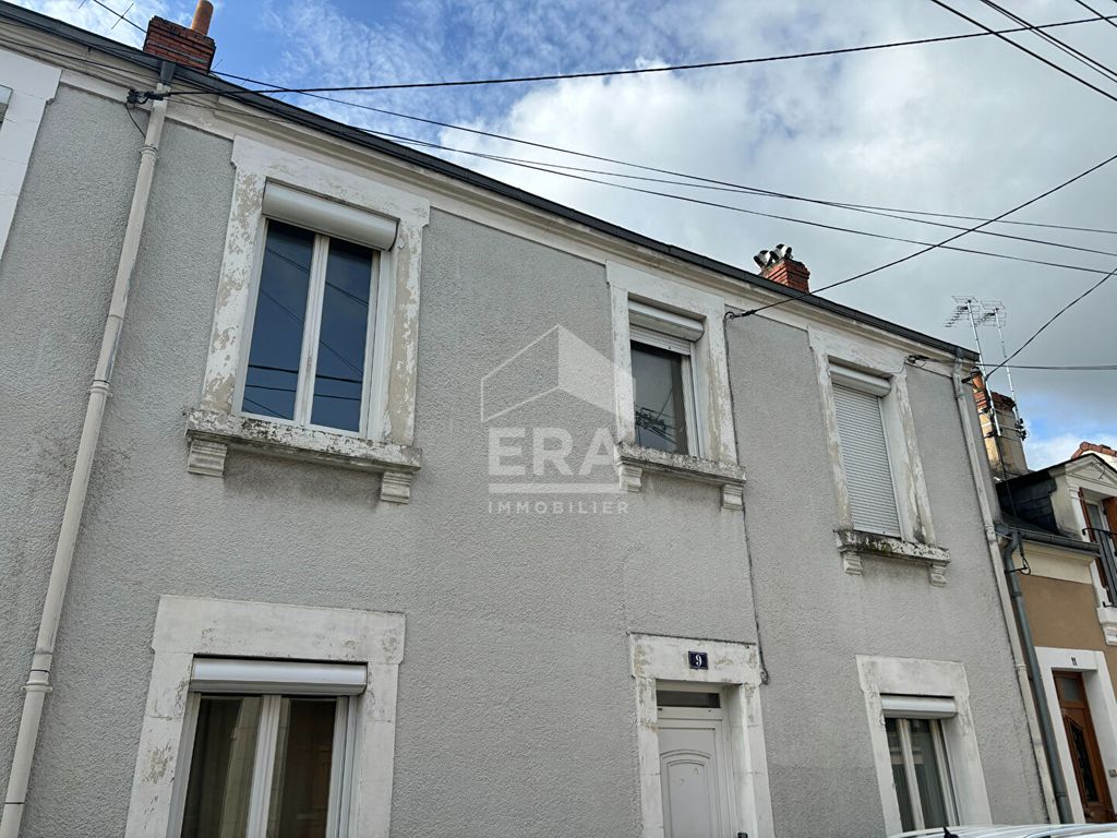 Achat maison à vendre 4 chambres 125 m² - Châteauroux