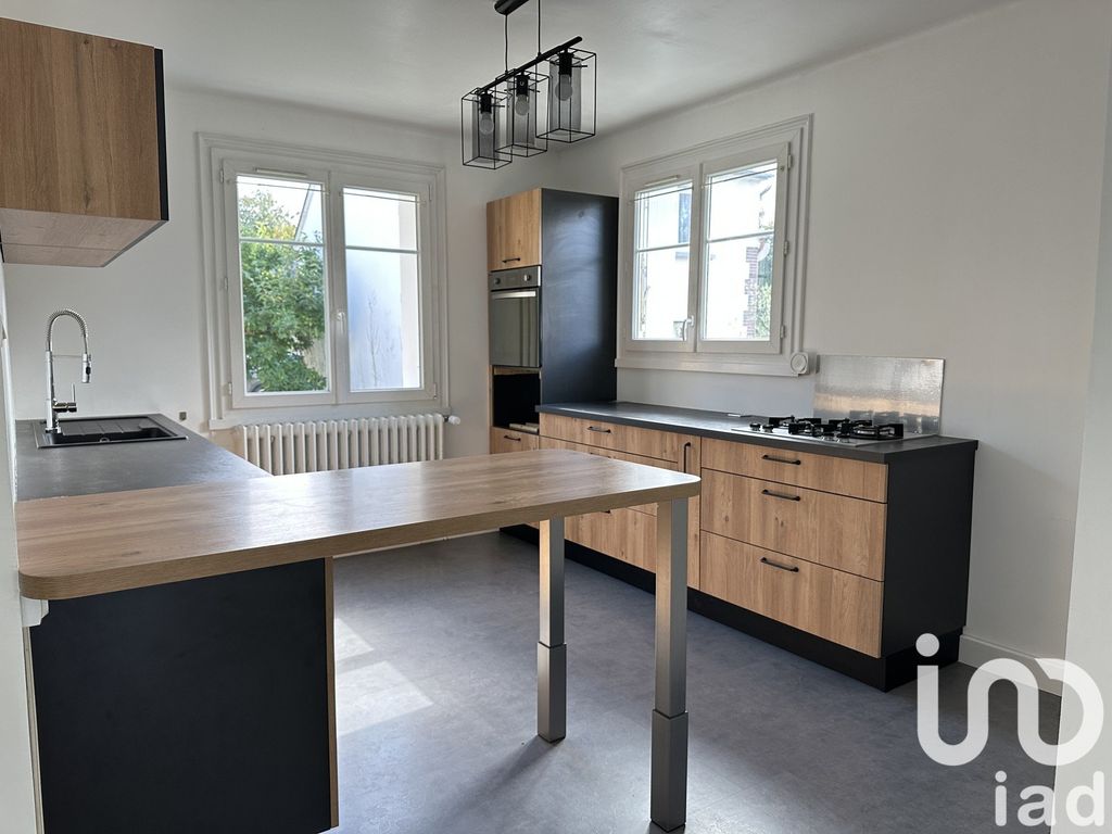 Achat maison à vendre 5 chambres 147 m² - Bonneval