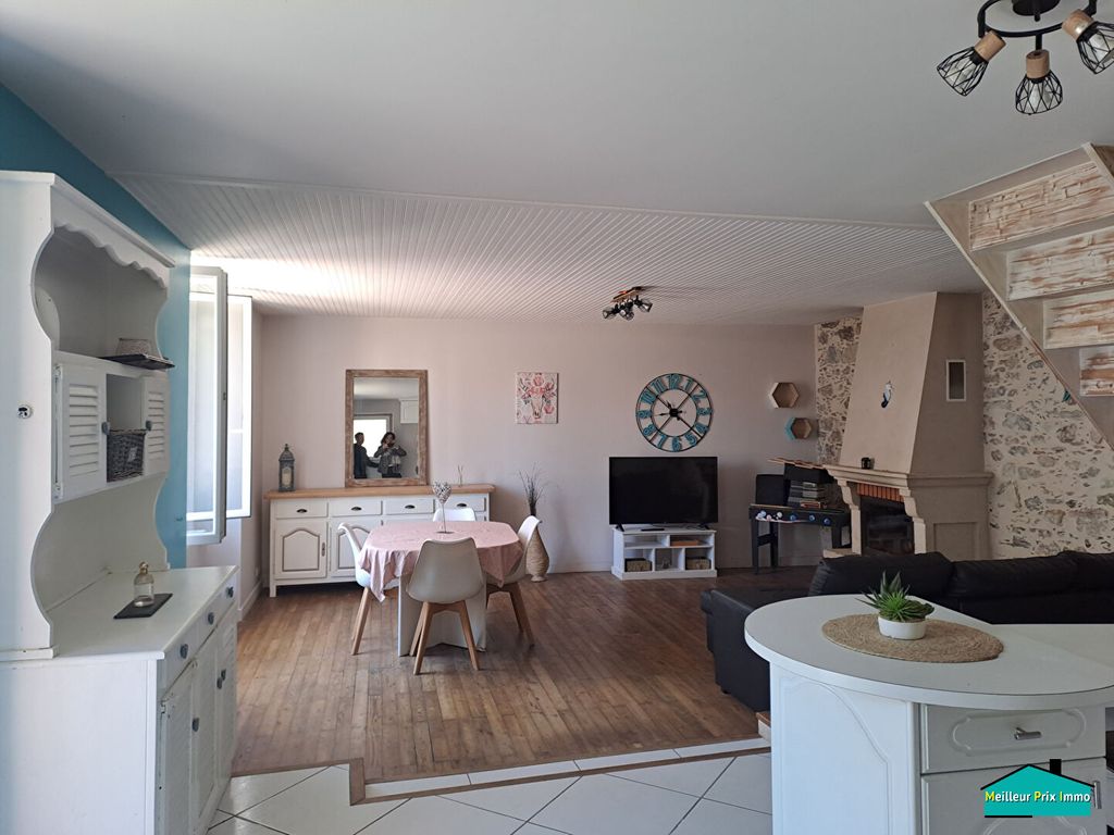 Achat maison à vendre 3 chambres 97 m² - Villeneuve-en-Retz