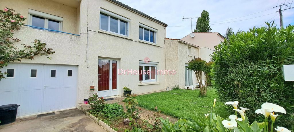 Achat maison à vendre 3 chambres 103 m² - Tonnay-Charente