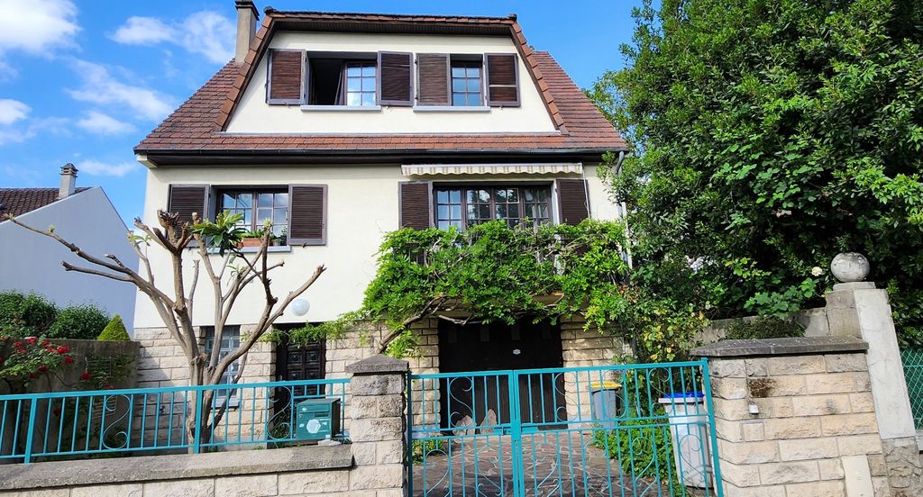 Achat maison à vendre 6 chambres 176 m² - L'Haÿ-les-Roses