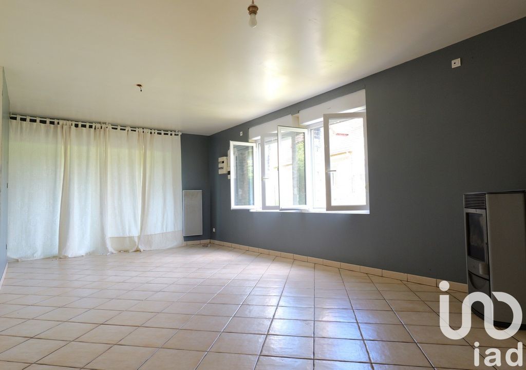 Achat maison à vendre 4 chambres 141 m² - Vassogne