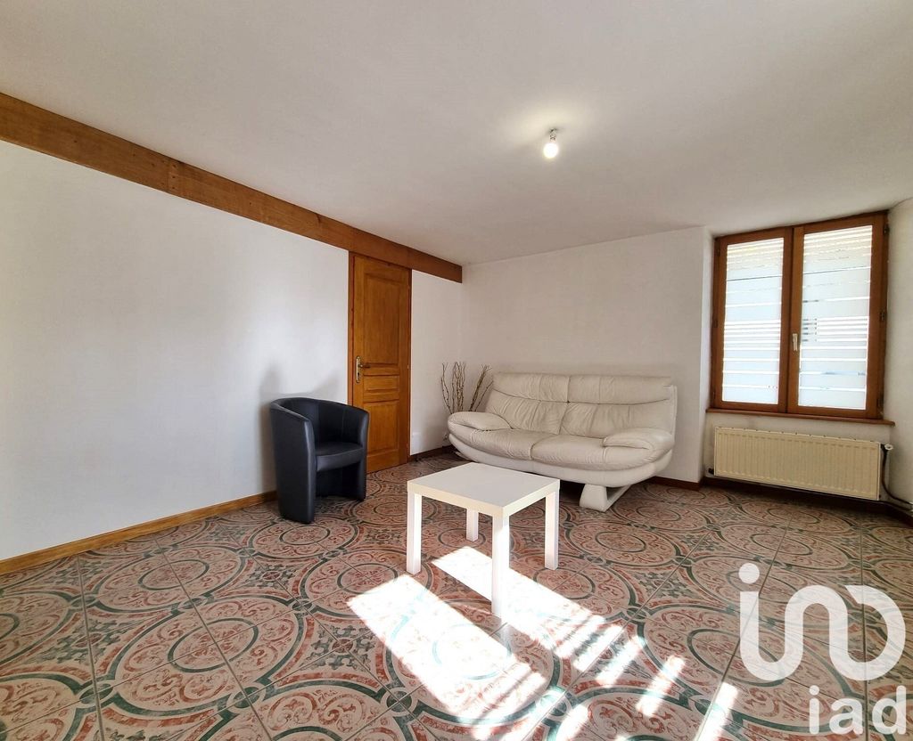 Achat maison à vendre 3 chambres 106 m² - Ville-en-Tardenois