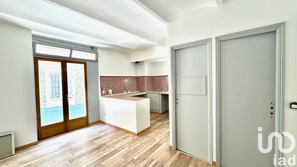 Achat appartement à vendre 2 pièces 31 m² - Saint-Julien-de-Peyrolas
