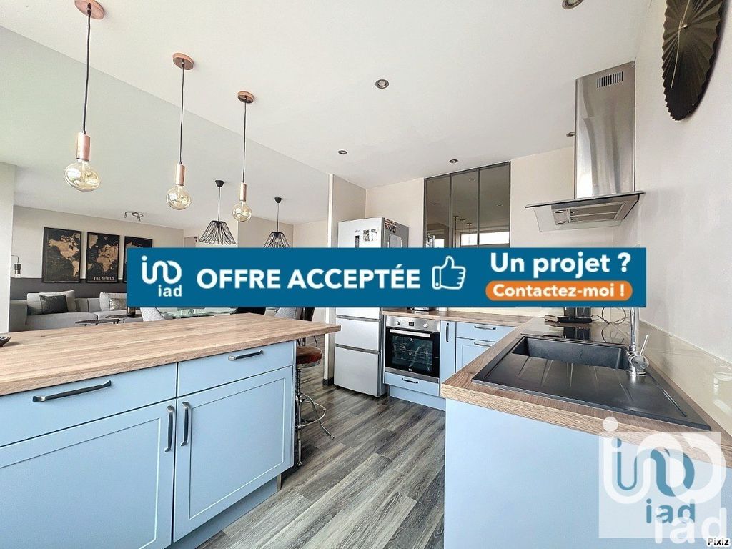 Achat appartement à vendre 5 pièces 103 m² - Vals-près-le-Puy