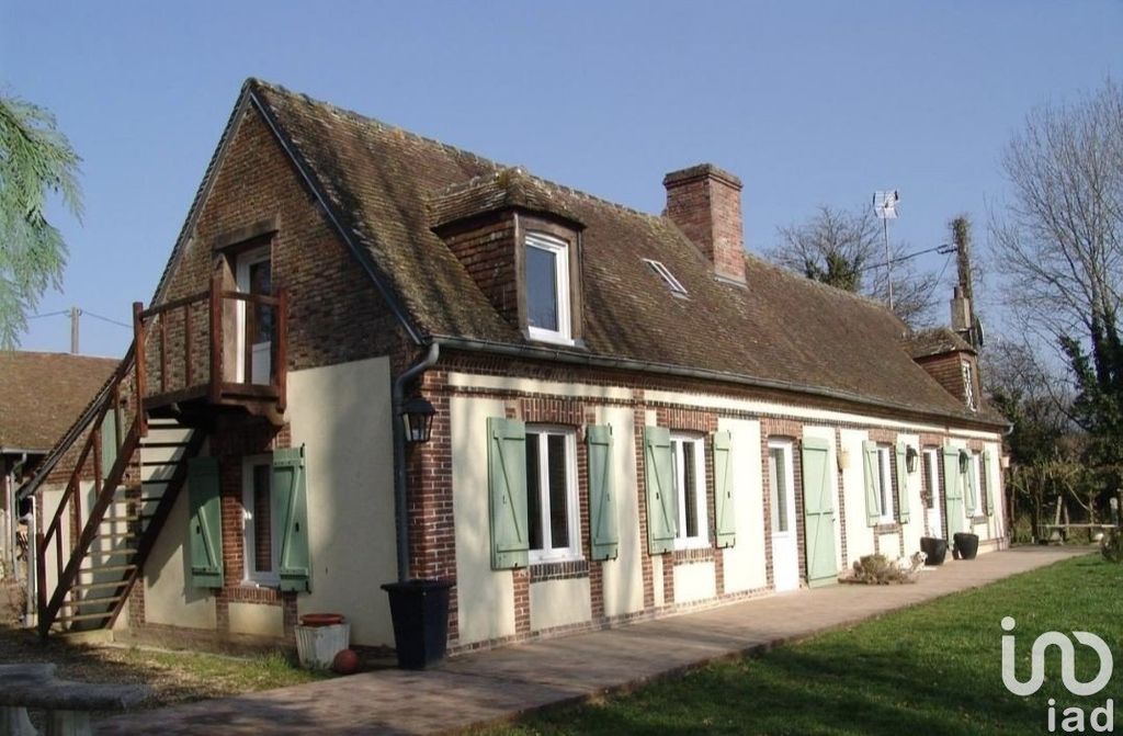 Achat maison à vendre 3 chambres 115 m² - Saint-Symphorien-des-Bruyères