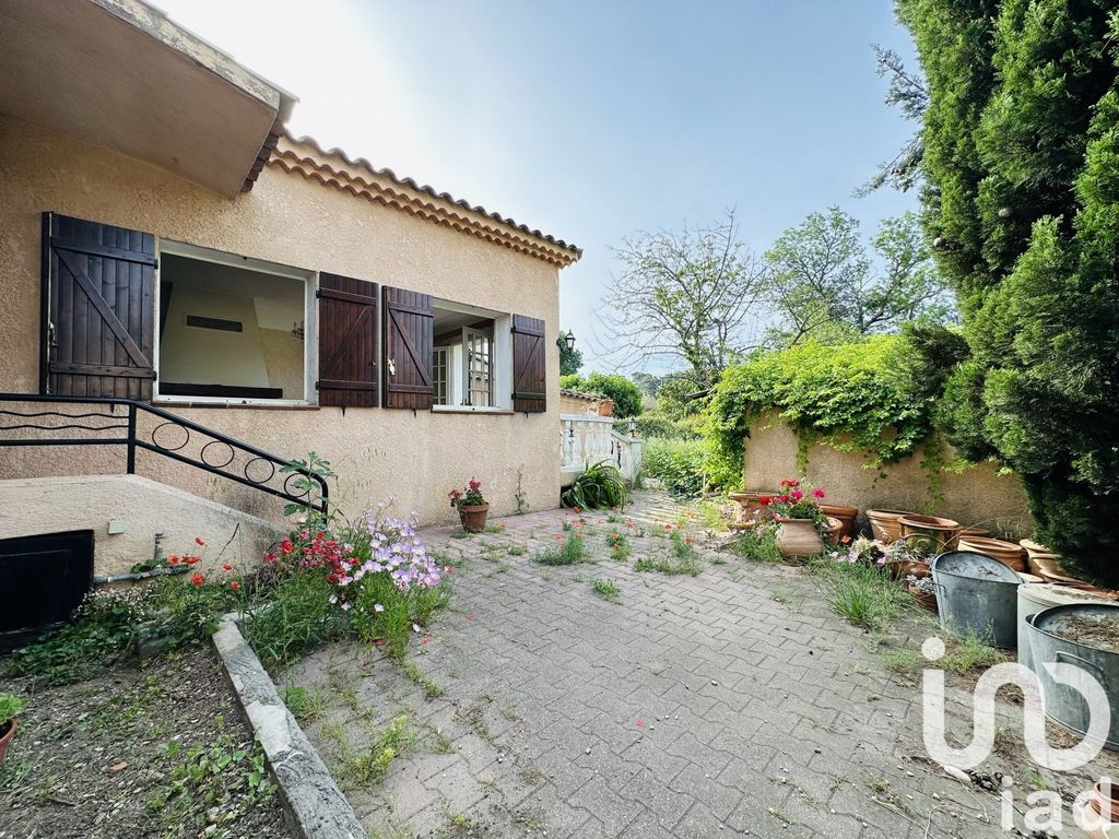 Achat maison à vendre 2 chambres 82 m² - Aubagne