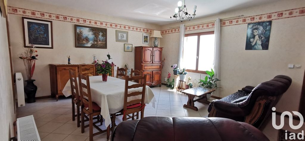 Achat maison à vendre 2 chambres 111 m² - Vichy