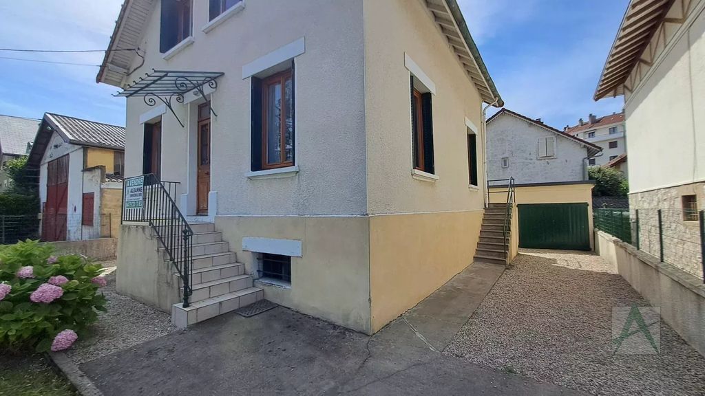 Achat maison à vendre 4 chambres 105 m² - Chambéry