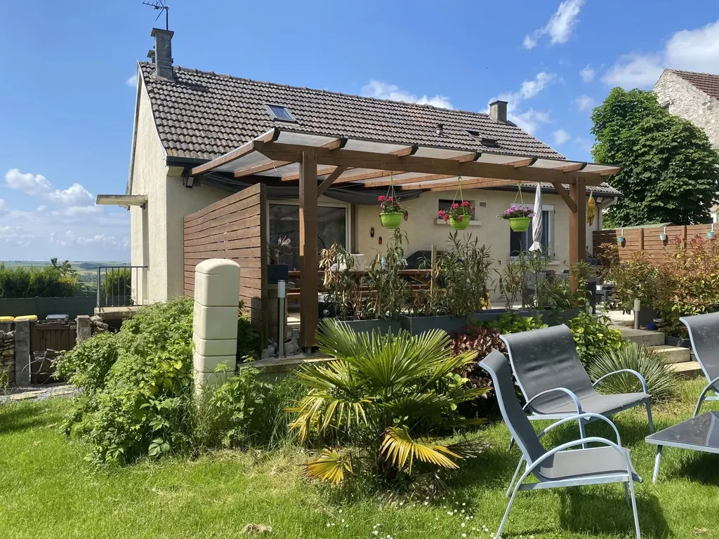 Achat maison à vendre 4 chambres 87 m² - Villers-Cotterêts