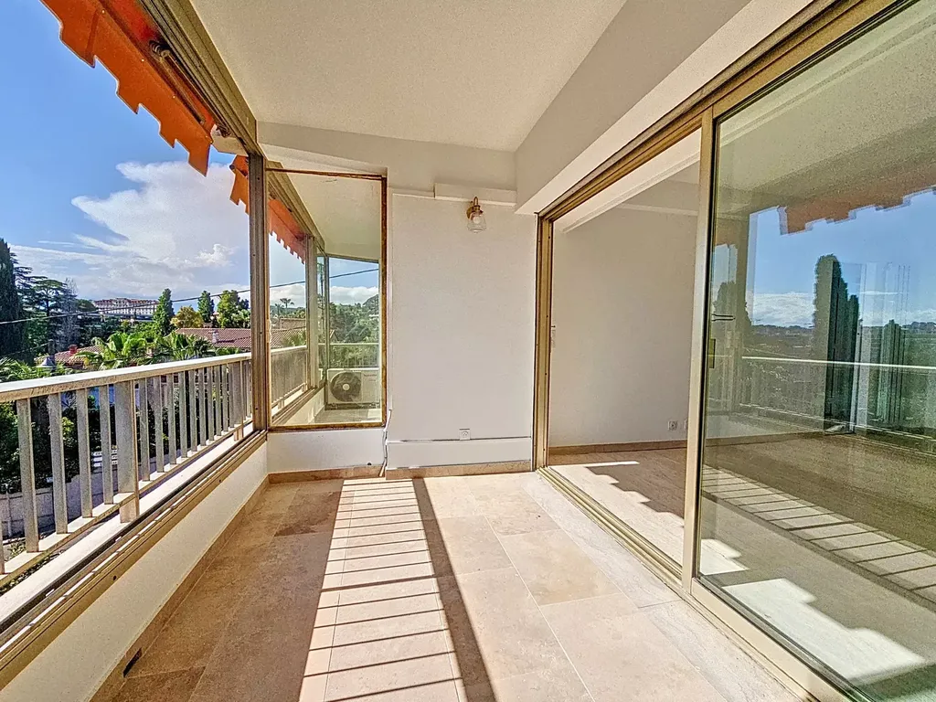 Achat appartement à vendre 3 pièces 60 m² - Cannes