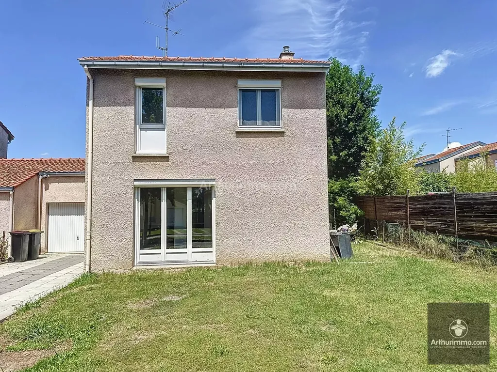 Achat maison à vendre 2 chambres 76 m² - Mably