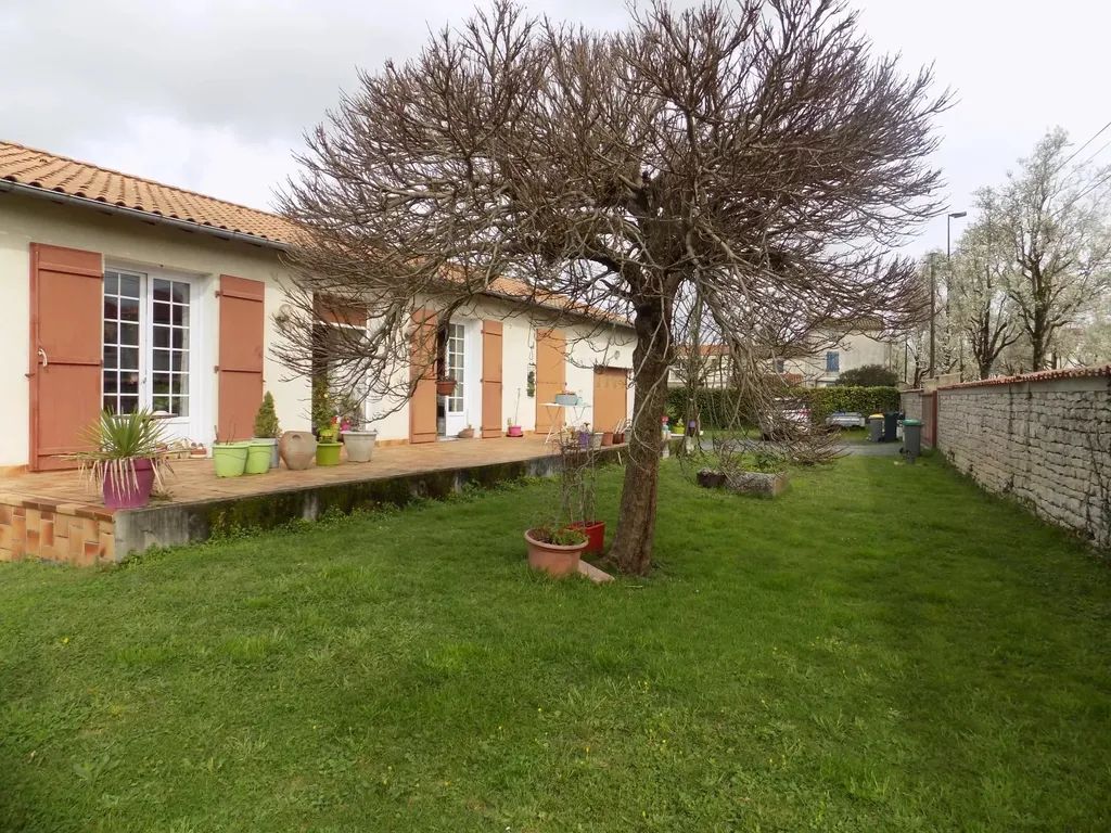 Achat maison à vendre 3 chambres 103 m² - Niort