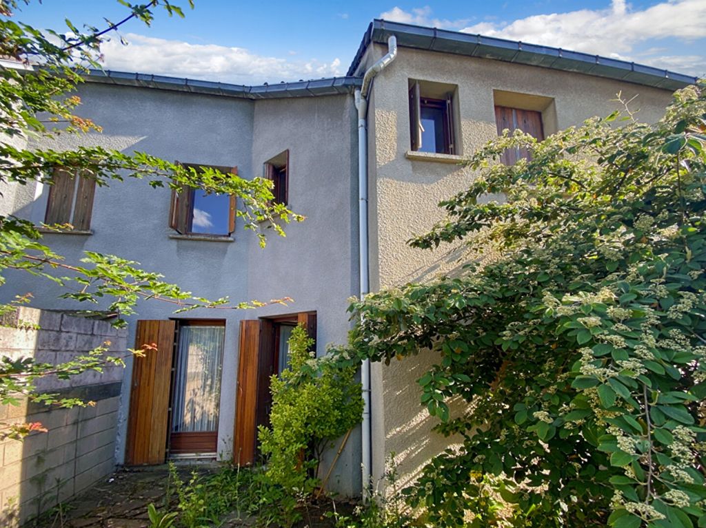 Achat maison à vendre 3 chambres 86 m² - Jouy-le-Moutier