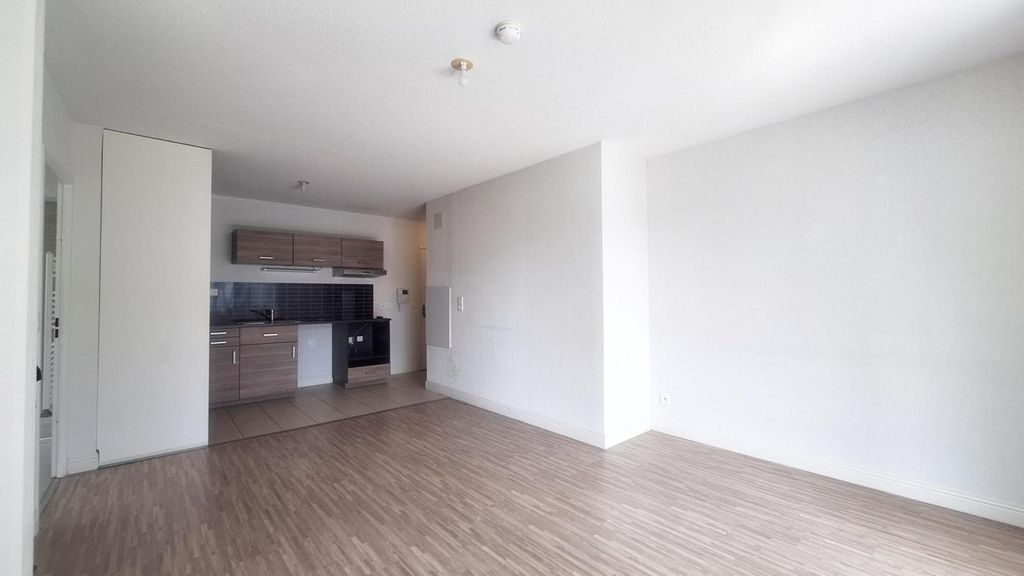 Achat appartement à vendre 2 pièces 44 m² - Villenave-d'Ornon