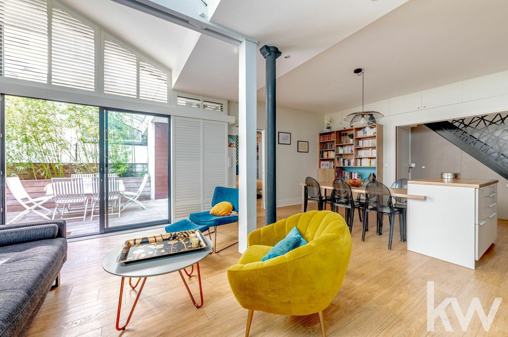 Achat loft à vendre 6 pièces 148 m² - Paris 10ème arrondissement