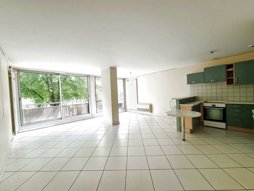 Achat appartement à vendre 3 pièces 77 m² - Clermont-Ferrand