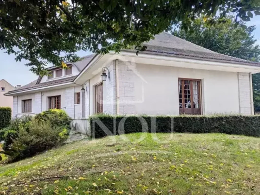 Achat maison à vendre 3 chambres 327 m² - Illiers-Combray