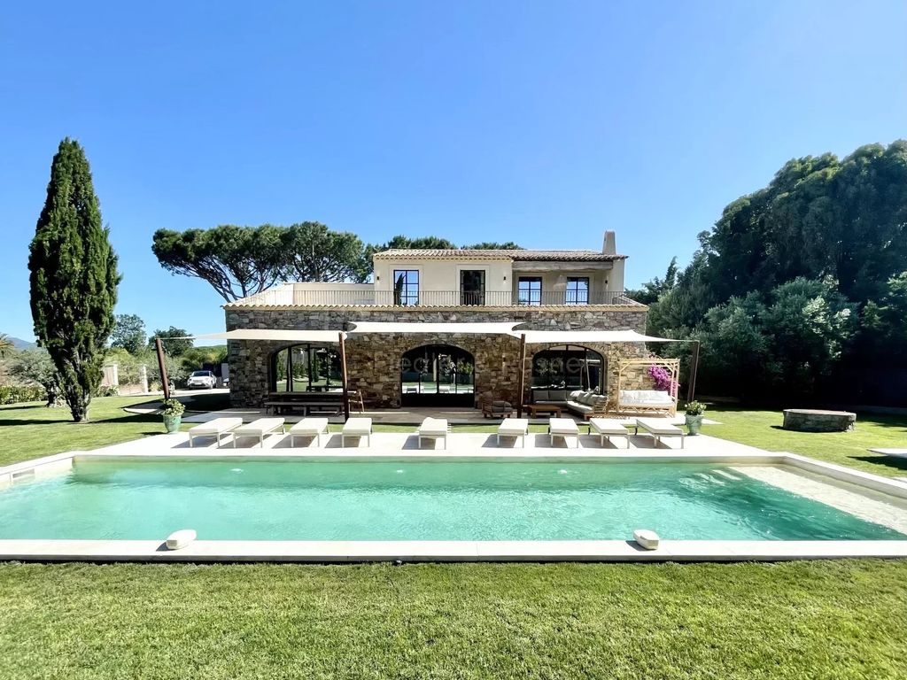 Achat maison à vendre 4 chambres 272 m² - Saint-Tropez