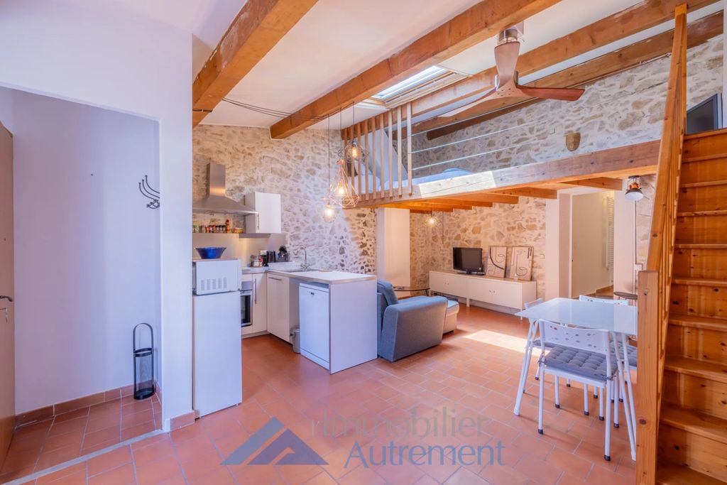 Achat appartement à vendre 2 pièces 44 m² - Cassis