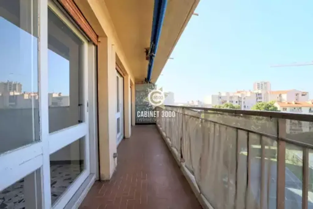 Achat appartement à vendre 4 pièces 74 m² - Toulon