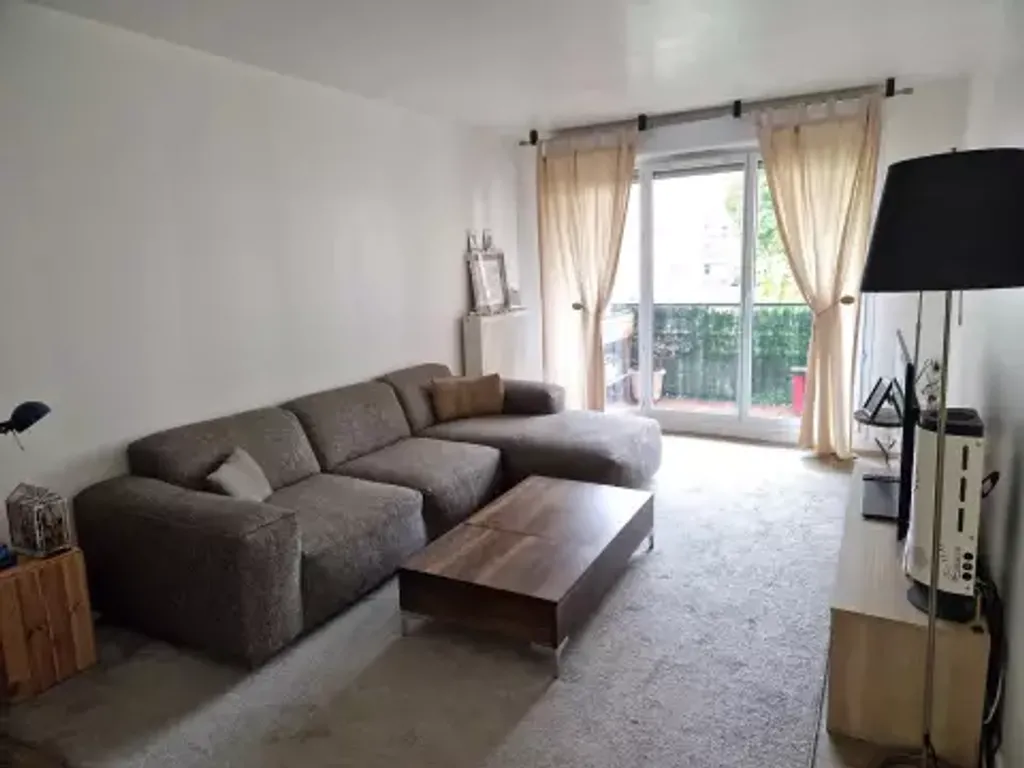 Achat appartement à vendre 3 pièces 69 m² - Choisy-le-Roi