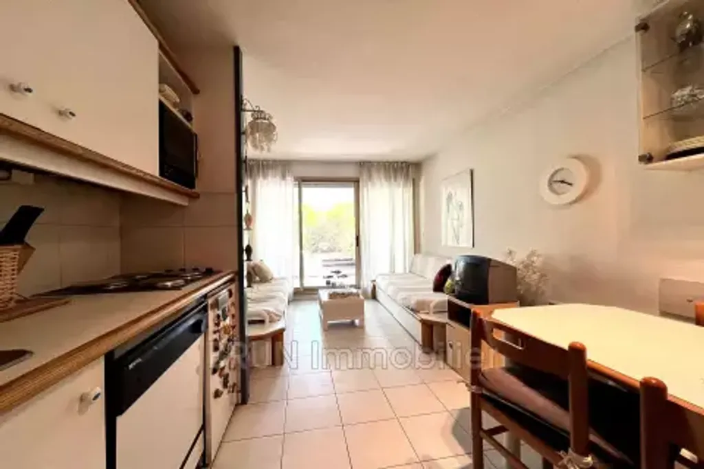 Achat appartement 2 pièce(s) Villeneuve-Loubet