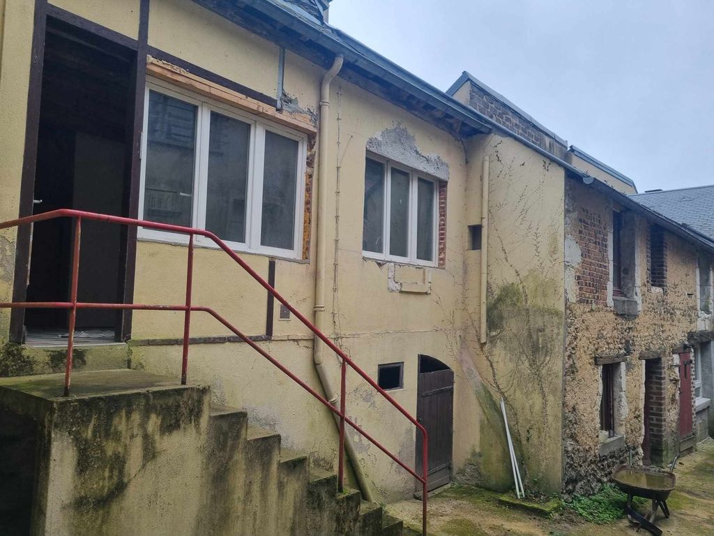 Achat maison à vendre 2 chambres 130 m² - Saint-Calais