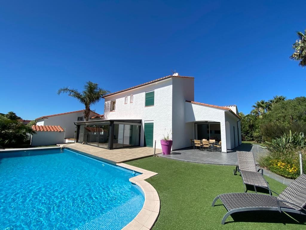 Achat maison à vendre 5 chambres 300 m² - Argelès-sur-Mer
