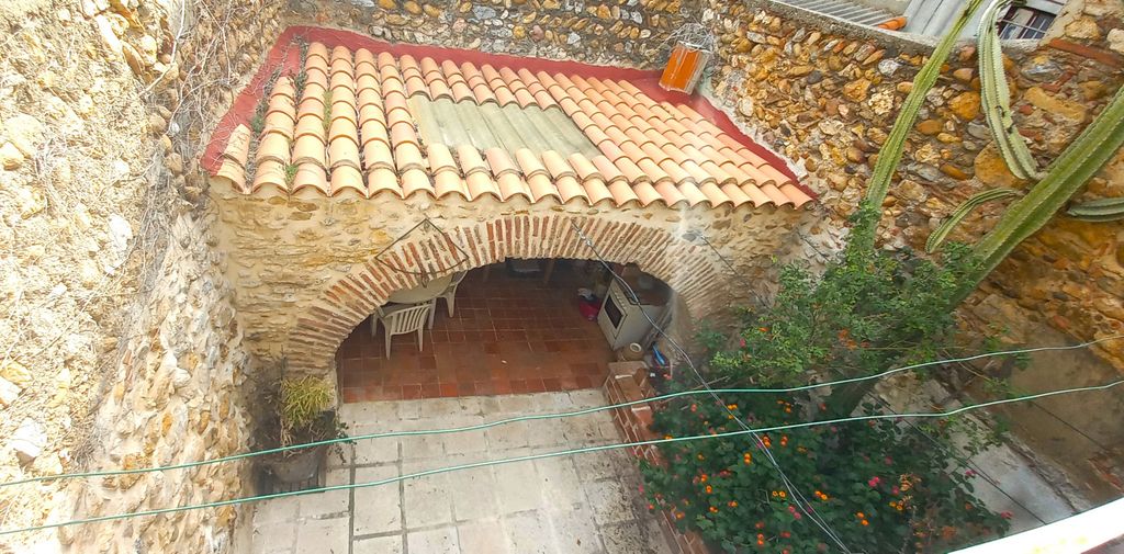 Achat maison à vendre 3 chambres 145 m² - Baixas