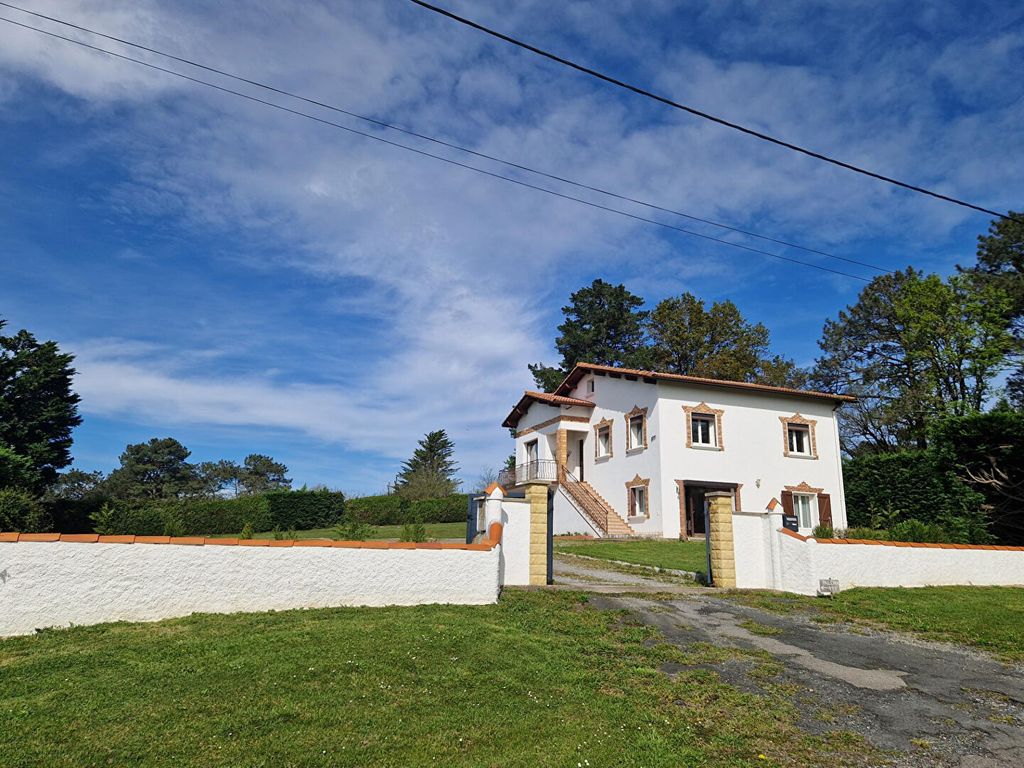 Achat maison à vendre 5 chambres 188 m² - Saint-Jean-de-Luz