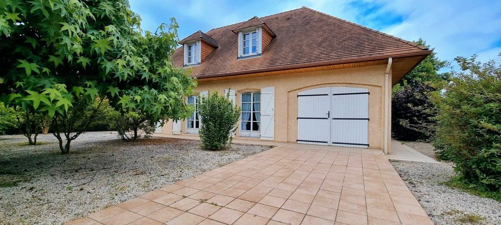 Achat maison à vendre 3 chambres 99 m² - Pau