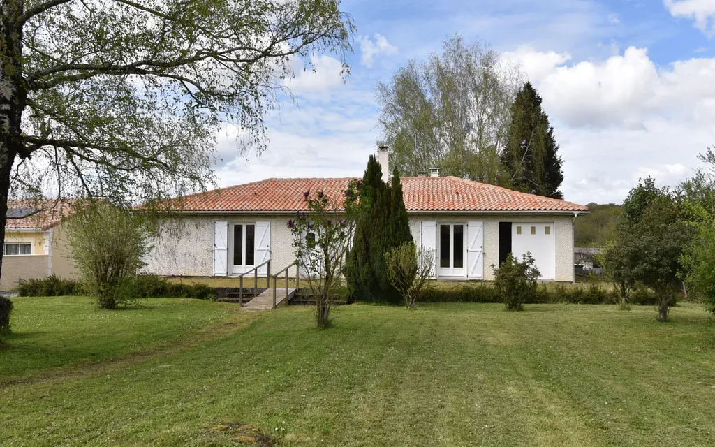 Achat maison à vendre 5 chambres 140 m² - Taponnat-Fleurignac