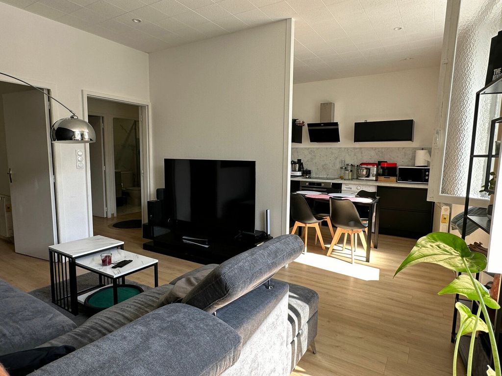 Achat appartement à vendre 3 pièces 58 m² - Rochefort