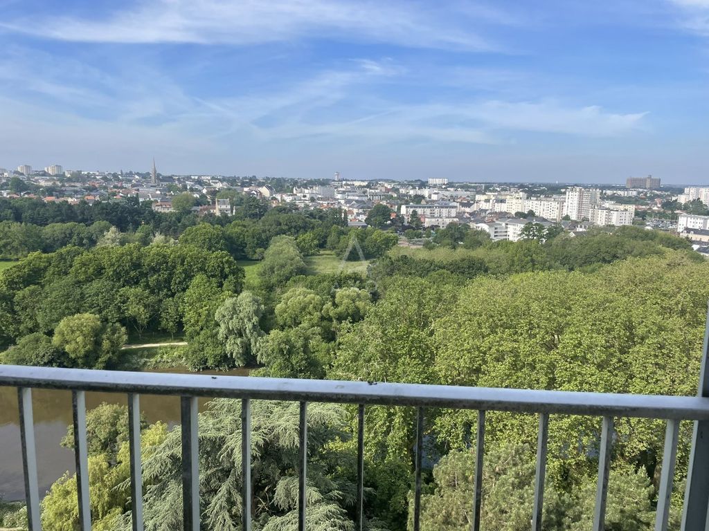 Achat appartement à vendre 2 pièces 48 m² - Nantes