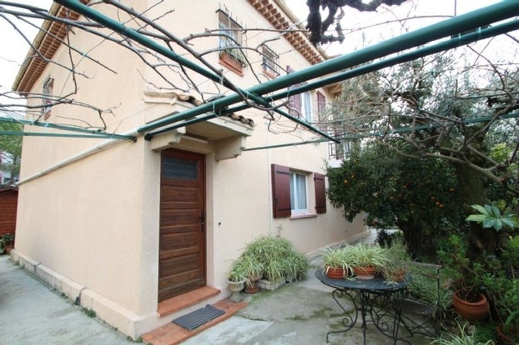 Achat appartement à vendre 4 pièces 78 m² - Mandelieu-la-Napoule