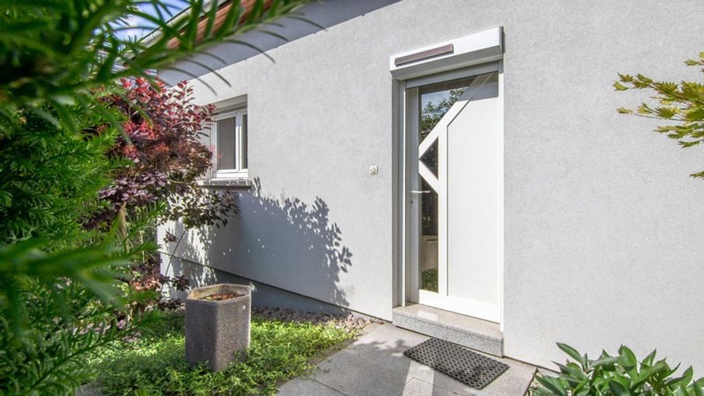 Achat maison à vendre 4 chambres 128 m² - Habsheim