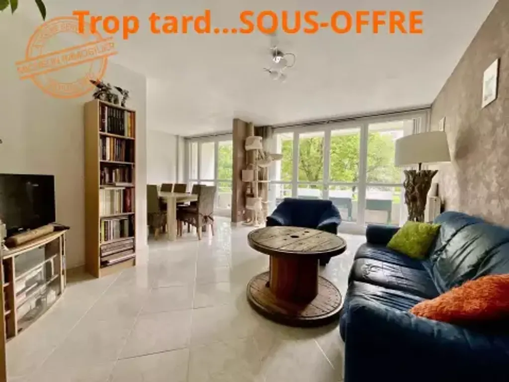 Achat appartement à vendre 4 pièces 74 m² - Villefranche-sur-Saône