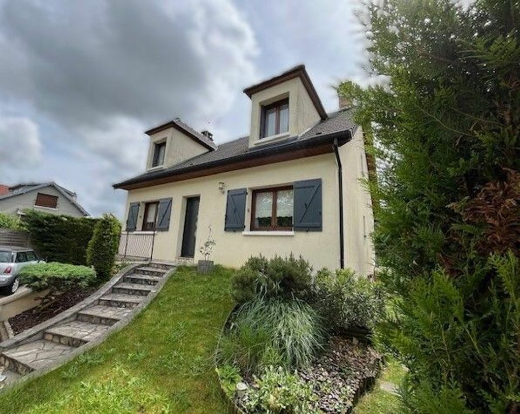 Achat maison à vendre 4 chambres 126 m² - Savigny-sur-Orge