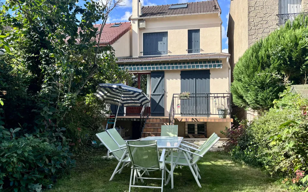 Achat maison à vendre 3 chambres 157 m² - Saint-Maur-des-Fossés