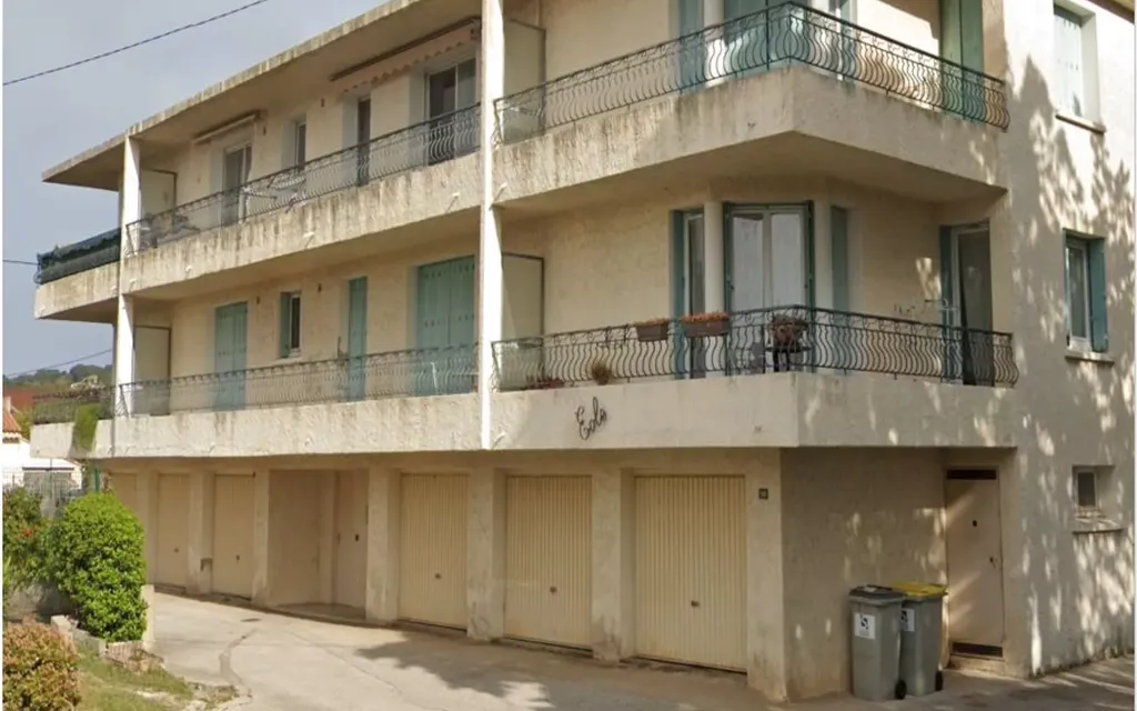 Achat appartement à vendre 2 pièces 52 m² - La Seyne-sur-Mer