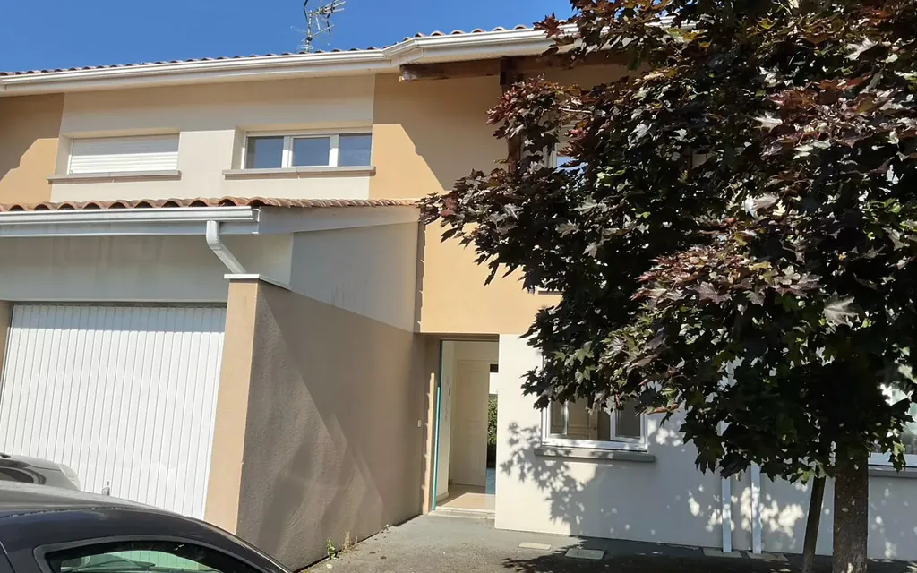 Achat maison à vendre 3 chambres 85 m² - Saint-André-de-Cubzac